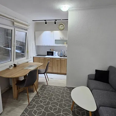Luke Apartment